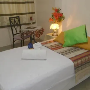 Hotel Jeshua Simmonds ** Guayaquil